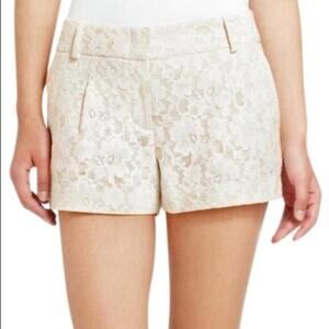 BCBGMaxAzria Pia Shorts Lace Off-White